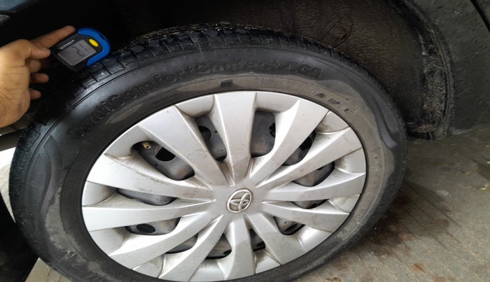 2014 Toyota Etios VD, Diesel, Manual, 1,70,293 km, tyre