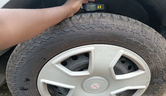 2014 Mahindra XUV500 W4, Diesel, Manual, 59,922 km, tyre
