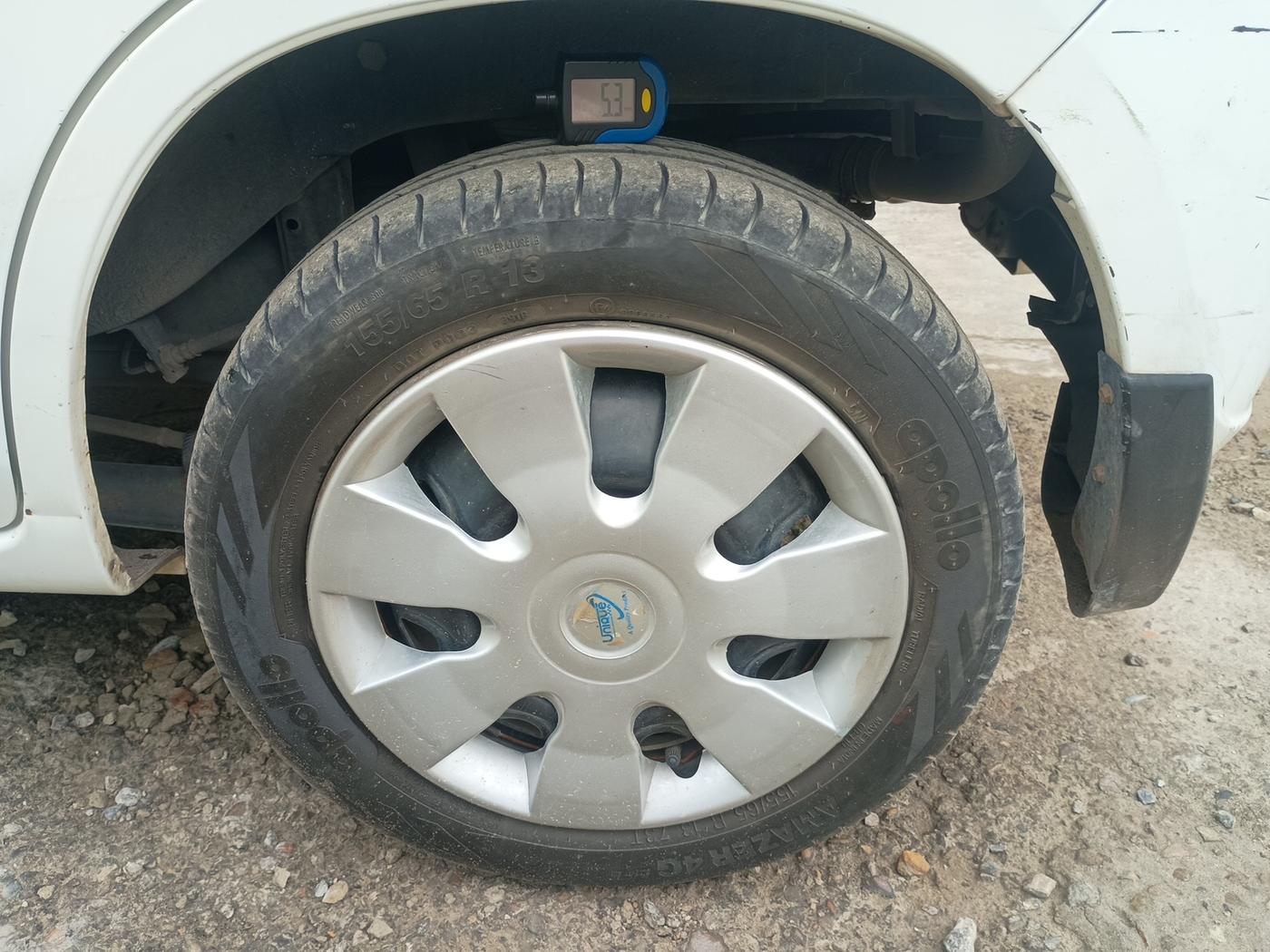 2010 Maruti Zen Estilo VXI, Petrol, Manual, 43,027 km, tyre