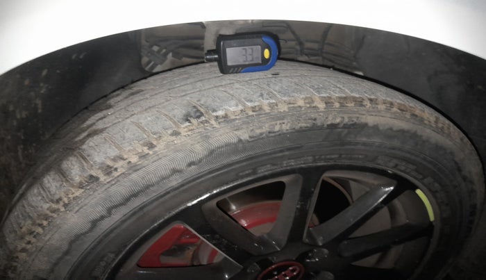 2015 Audi A4 35 TDI Multitronic, Diesel, Automatic, 97,482 km, tyre