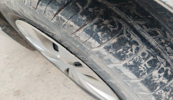 2014 Maruti Ertiga VDI, Diesel, Manual, 1,50,776 km, tyre