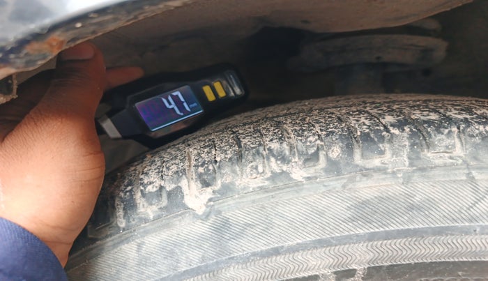 2015 Maruti Ciaz ZXI AT, Petrol, Automatic, 1,55,000 km, tyre