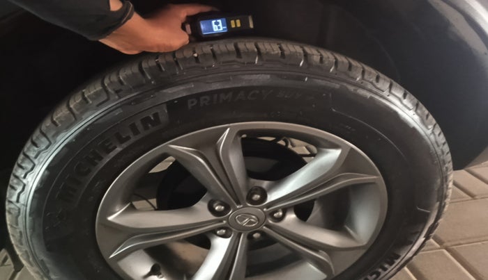 2021 Tata Harrier XZA 2.0L, Diesel, Automatic, 60,224 km, tyre