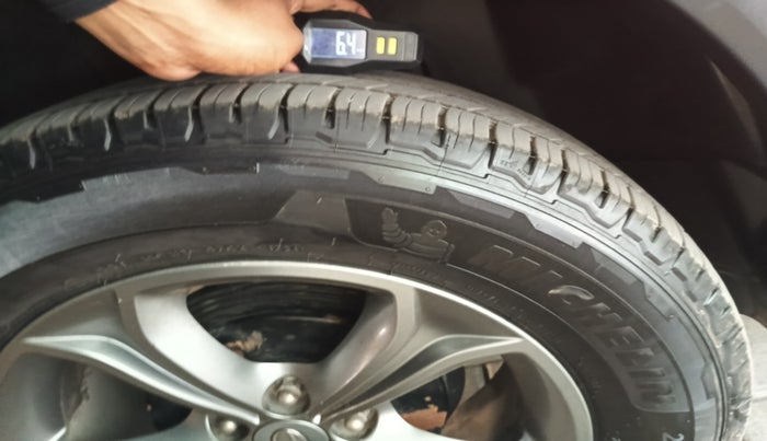 2021 Tata Harrier XZA 2.0L, Diesel, Automatic, 60,224 km, tyre