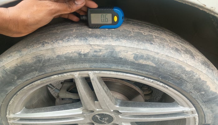 2018 Maruti Dzire VDI AMT, Diesel, Automatic, 1,19,524 km, tyre