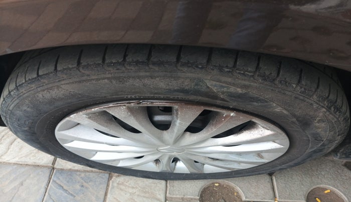 2018 Maruti Ciaz DELTA DIESEL 1.3, Diesel, Manual, 1,85,474 km, tyre