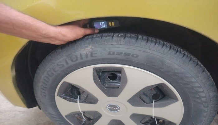 2016 Maruti Celerio VDI, Diesel, Manual, 70,707 km, tyre