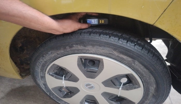 2016 Maruti Celerio VDI, Diesel, Manual, 70,707 km, tyre
