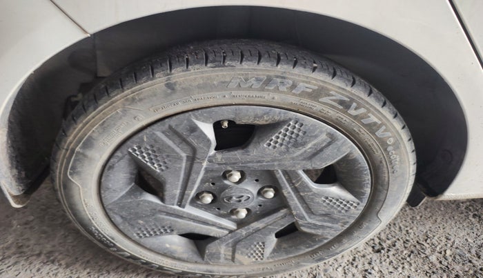 2022 Hyundai GRAND I10 NIOS MAGNA CORPORATE EDITION 1.2 KAPPA VTVT, Petrol, Manual, 26,214 km, tyre