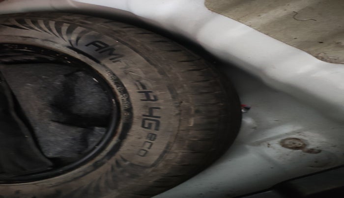 2022 Hyundai GRAND I10 NIOS MAGNA CORPORATE EDITION 1.2 KAPPA VTVT, Petrol, Manual, 26,214 km, tyre