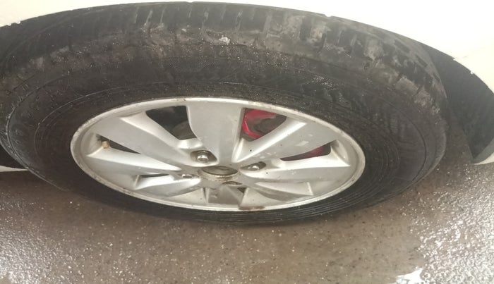 2013 Hyundai i20 SPORTZ 1.4 CRDI, Diesel, Manual, 1,42,669 km, tyre