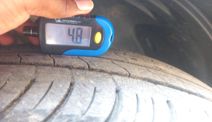 2022 Tata ALTROZ XZ PETROL, Petrol, Manual, 31,056 km, tyre