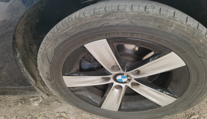 2015 BMW 3 Series 320D PRESTIGE, Diesel, Automatic, 98,899 km, tyre