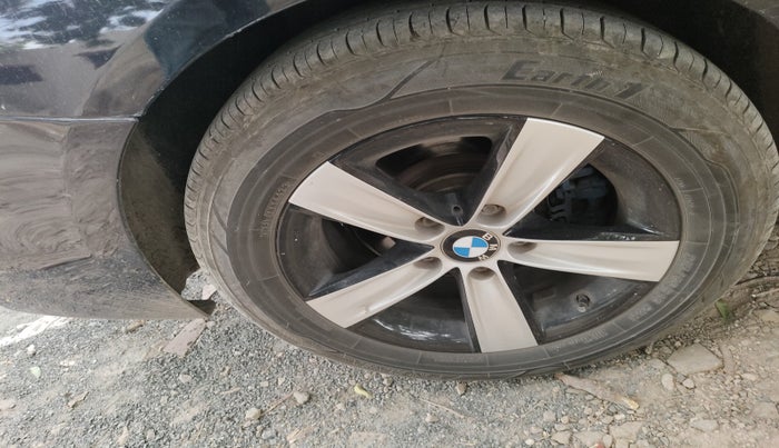 2015 BMW 3 Series 320D PRESTIGE, Diesel, Automatic, 98,899 km, tyre