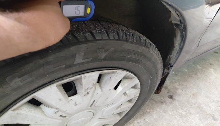 2013 Chevrolet Sail 1.3 LS ABS, Diesel, Manual, 2,53,058 km, tyre