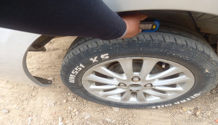 2010 Toyota Etios VX, Petrol, Manual, 54,667 km, tyre