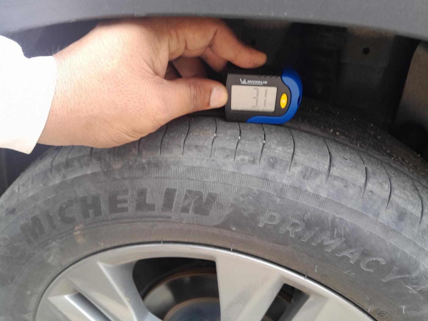 2019 KIA SELTOS HTX PLUS AT1.5 DIESEL, Diesel, Automatic, 1,09,973 km, tyre