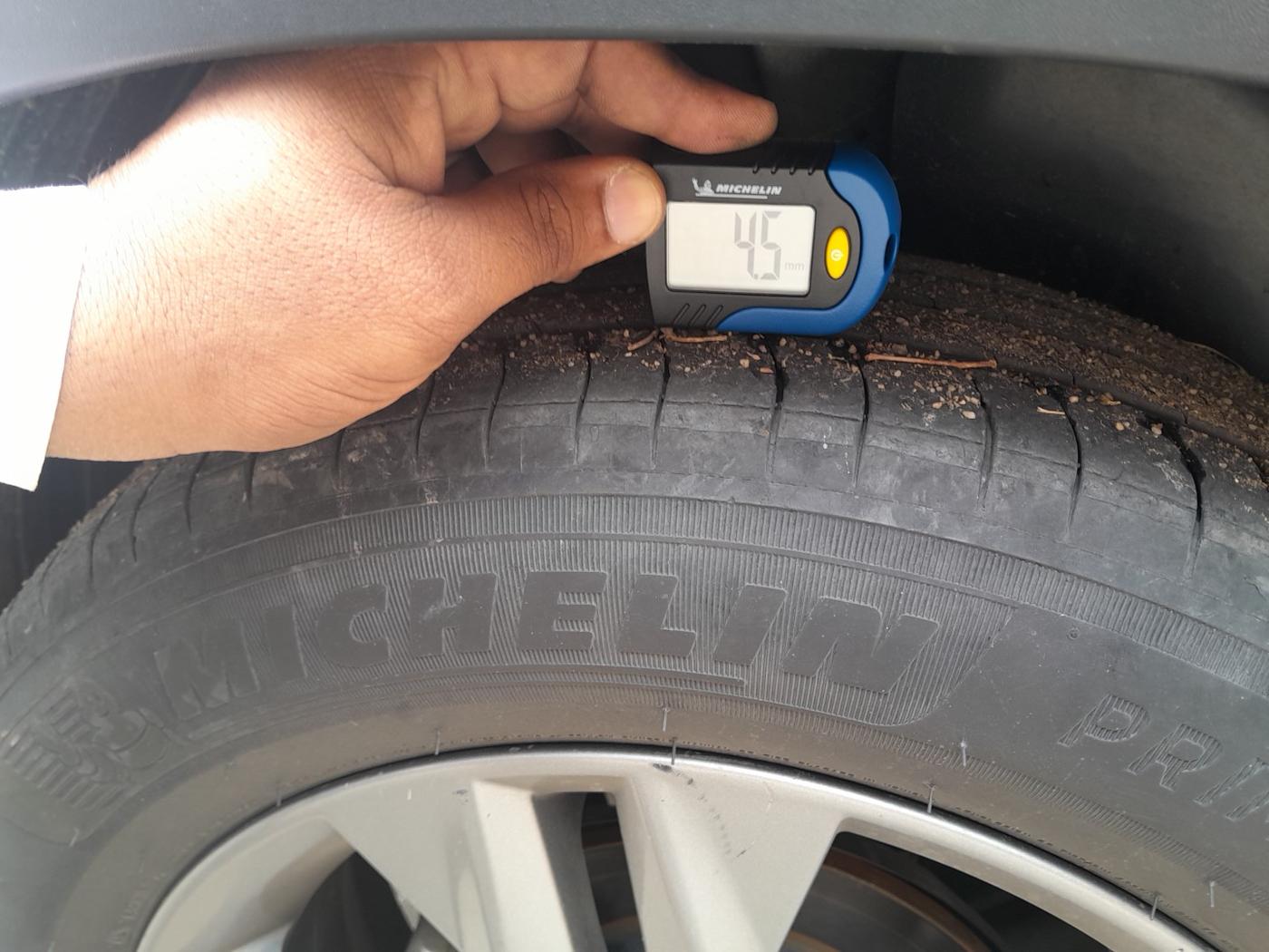 2019 KIA SELTOS HTX PLUS AT1.5 DIESEL, Diesel, Automatic, 1,09,973 km, tyre