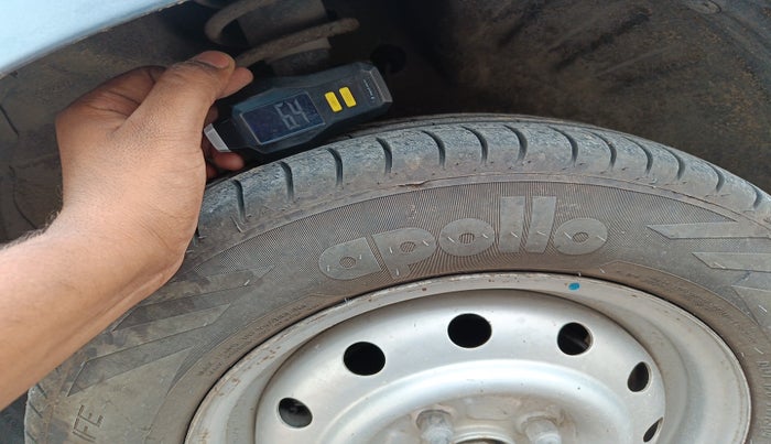 2011 Maruti Wagon R 1.0 LXI, Petrol, Manual, 1,01,191 km, tyre