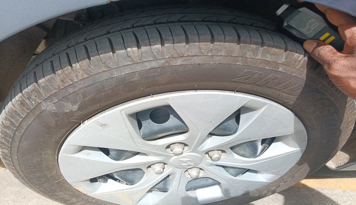 2014 Hyundai Xcent S 1.2, Petrol, Manual, 37,357 km, tyre
