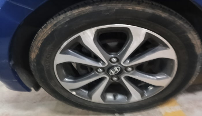 2014 Hyundai Xcent SX AT 1.2 (O), Petrol, Automatic, 67,855 km, tyre