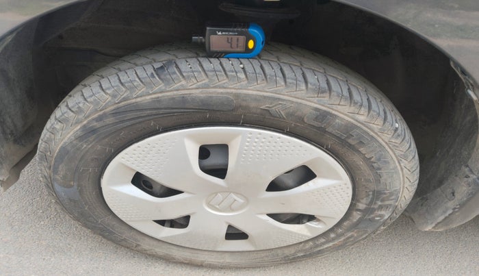 2022 Maruti Alto K10 VXI, Petrol, Manual, 14,562 km, tyre