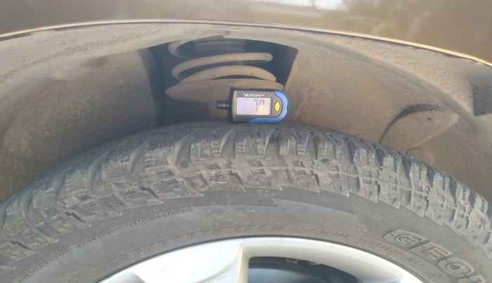 2014 Renault Duster 85 PS RXL DIESEL, Diesel, Manual, 88,835 km, tyre