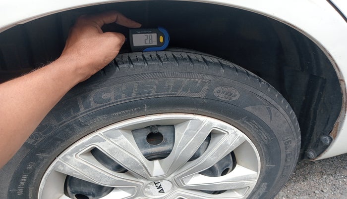2013 Maruti Swift VDI, Diesel, Manual, 2,48,853 km, tyre