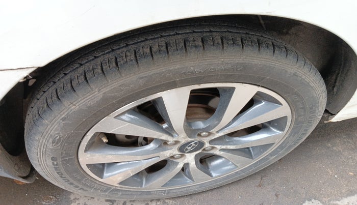 2014 Hyundai Verna FLUIDIC 1.6 CRDI SX AT, Diesel, Automatic, 1,12,023 km, tyre