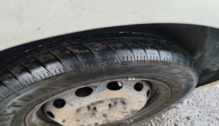 2019 Tata TIGOR XZ PETROL, Petrol, Manual, 88,000 km, tyre