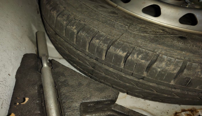 2019 Tata TIGOR XZ PETROL, Petrol, Manual, 88,000 km, tyre