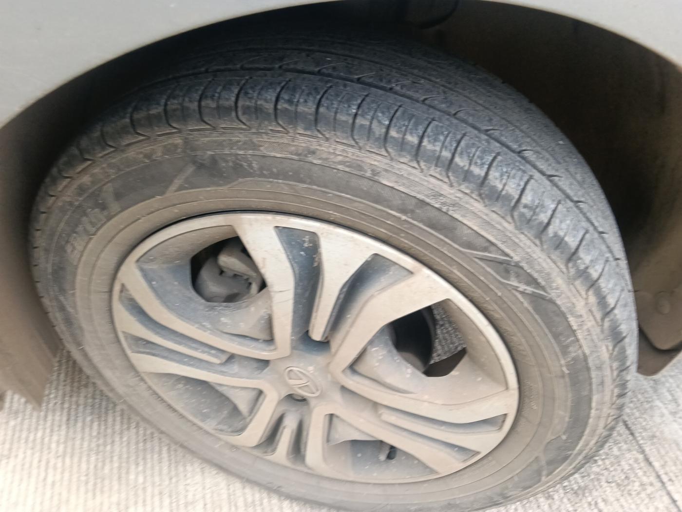 2019 Tata Tiago XZ PETROL, Petrol, Manual, 78,184 km, tyre
