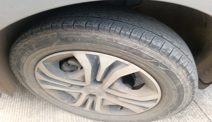 2019 Tata Tiago XZ PETROL, Petrol, Manual, 78,184 km, tyre
