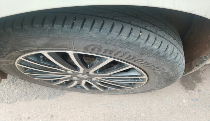 2020 Maruti Dzire ZXI Plus, Petrol, Manual, 83,369 km, tyre