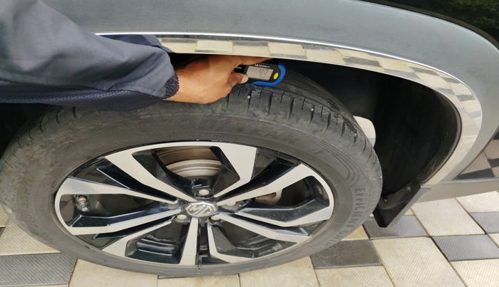 2023 MG HECTOR PLUS SHARP PRO 2.0 TURBO DIESEL 7 STR, Diesel, Manual, 32,500 km, tyre