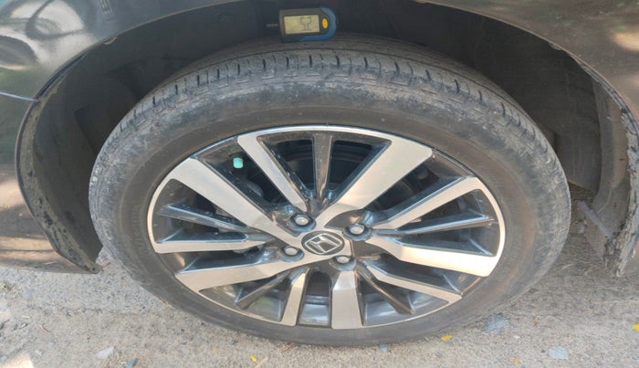 2022 Honda City 1.5L I-VTEC ZX, Petrol, Manual, 17,504 km, tyre
