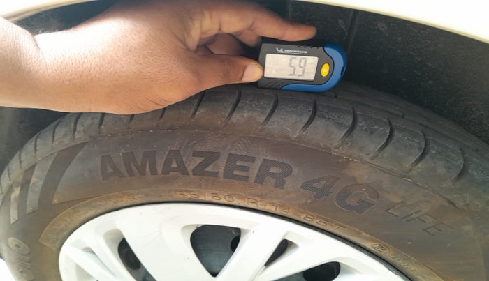 2015 Maruti Swift VDI, Diesel, Manual, 56,502 km, tyre