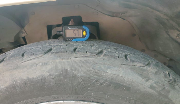 2015 Mahindra TUV300 T8, Diesel, Manual, 85,953 km, tyre