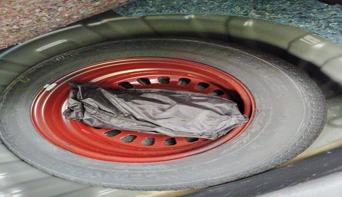 2022 Nissan MAGNITE XV TURBO CVT, Petrol, Automatic, 23,777 km, tyre