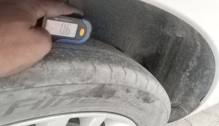 2022 Maruti Dzire ZXI CNG, Petrol, Manual, 64,565 km, tyre