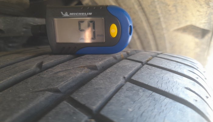 2022 Hyundai ALCAZAR PRESTIGE(O) EXE 1.5 AT 7STR, Diesel, Automatic, 72,972 km, tyre