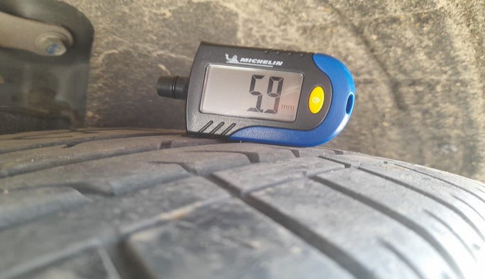 2022 Hyundai ALCAZAR PRESTIGE(O) EXE 1.5 AT 7STR, Diesel, Automatic, 72,972 km, tyre