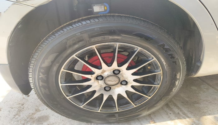 2012 Maruti Swift VDI, Diesel, Manual, 1,92,418 km, tyre