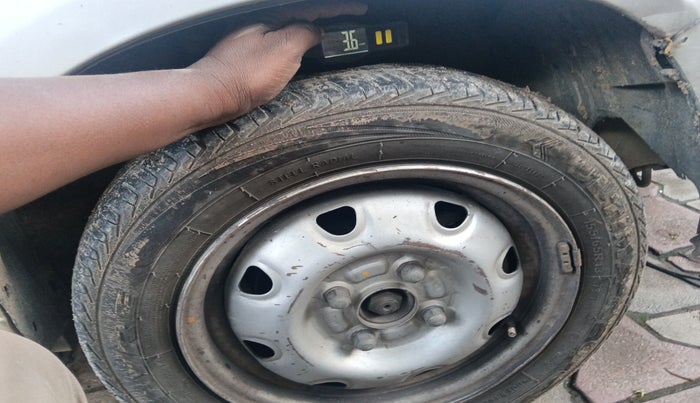 2011 Maruti Alto K10 LXI, Petrol, Manual, 1,01,400 km, tyre