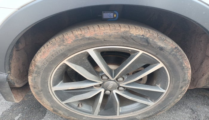 2017 Audi Q3 35 TDI Quattro, Diesel, Automatic, 1,24,158 km, tyre