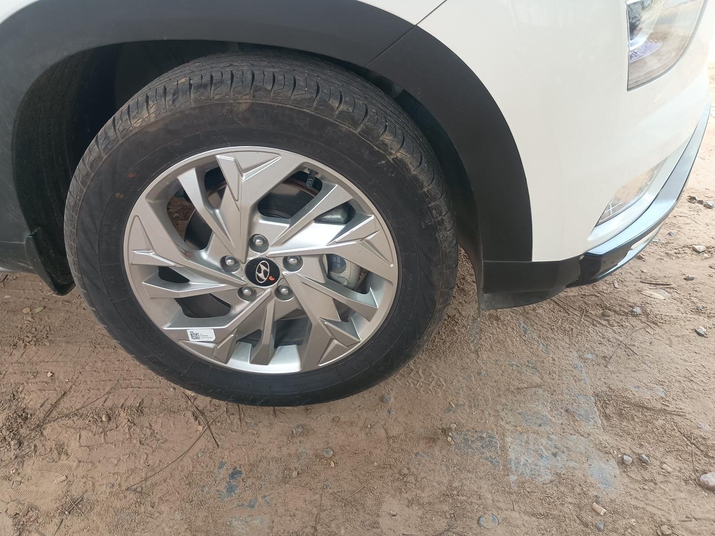 2022 Hyundai Creta SX EXECUTIVE 1.5 PETROL, Petrol, Manual, 28,626 km, tyre