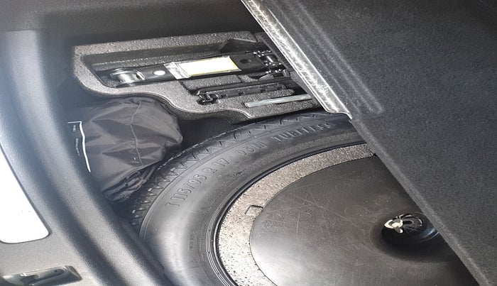 2019 BMW Mini Cooper S Countryman , Petrol, Automatic, 33,623 km, tyre