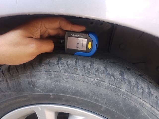 2018 Honda Amaze 1.5L I-DTEC V CVT, Diesel, Automatic, 1,00,00,000 km, tyre