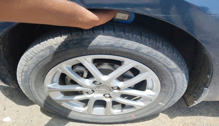 2023 Maruti Swift ZXI AMT, Petrol, Automatic, 22,144 km, tyre