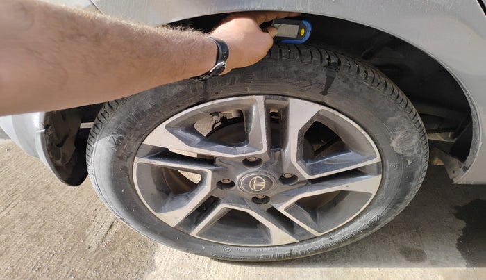 2019 Tata Tiago XZ PLUS PETROL, Petrol, Manual, 26,973 km, tyre